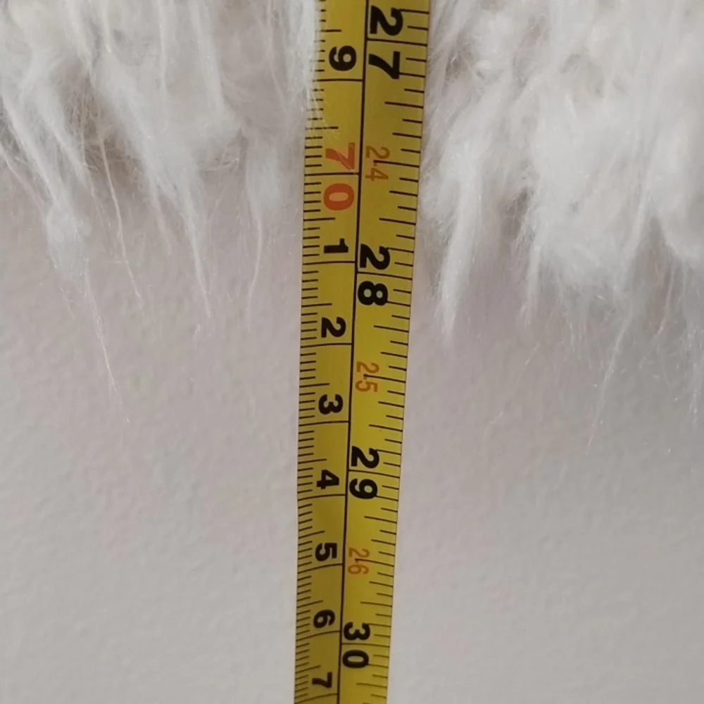 XXI White Faux‎ Fur Mob Wife Statement Jacket